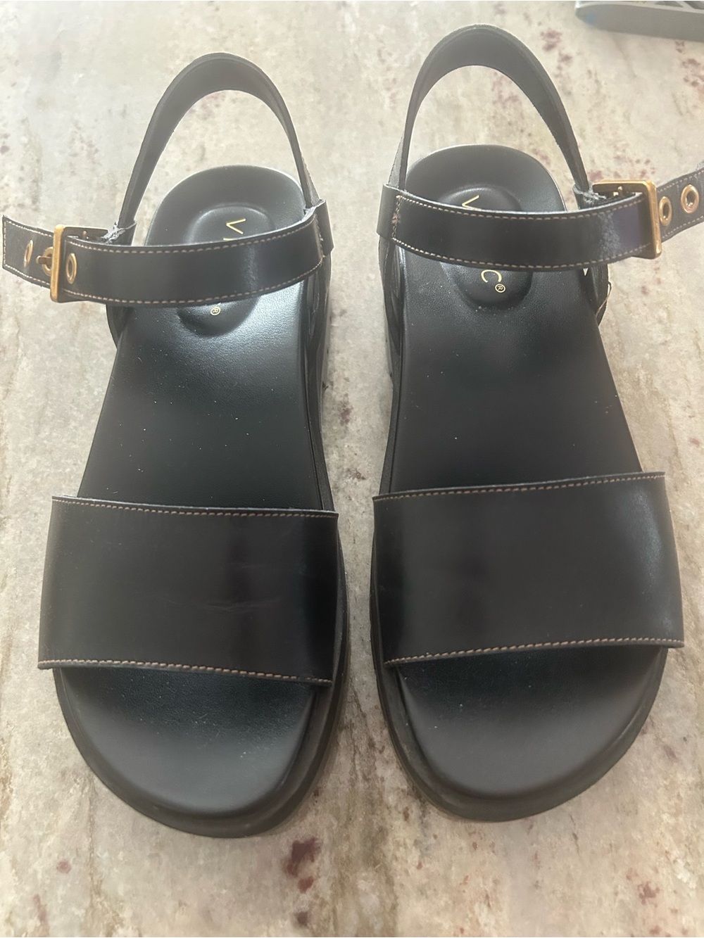 Vionic Women’s Black Jamie Lug Sandals - Excellent Condition - Size 6.5 - Picture 4 of 4